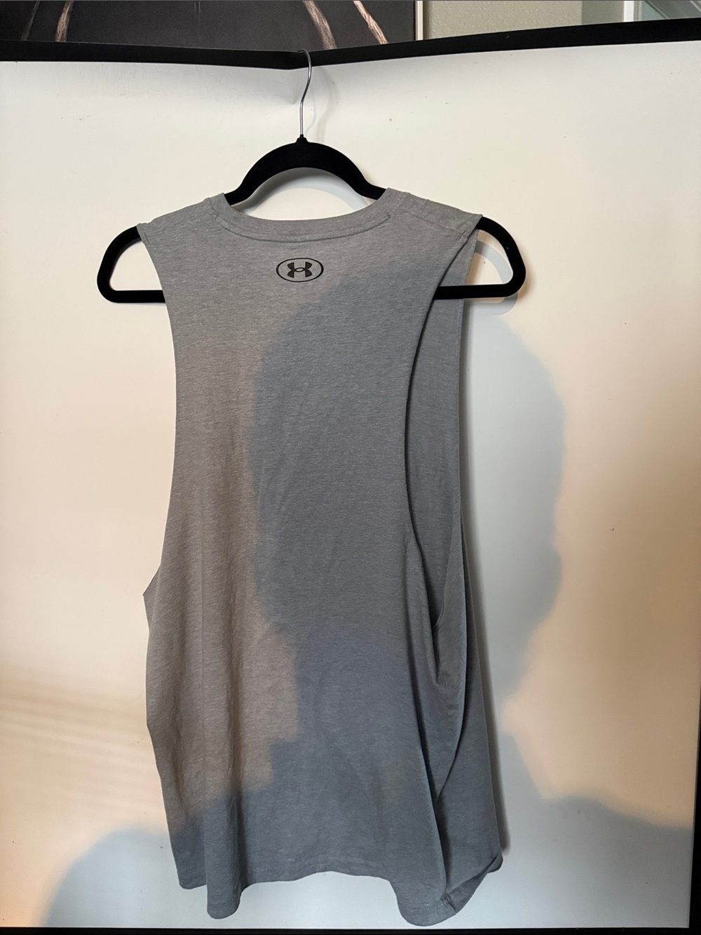 Under Armour Women's Light Gray Muscle Tee Tank - Picture 2 of 3